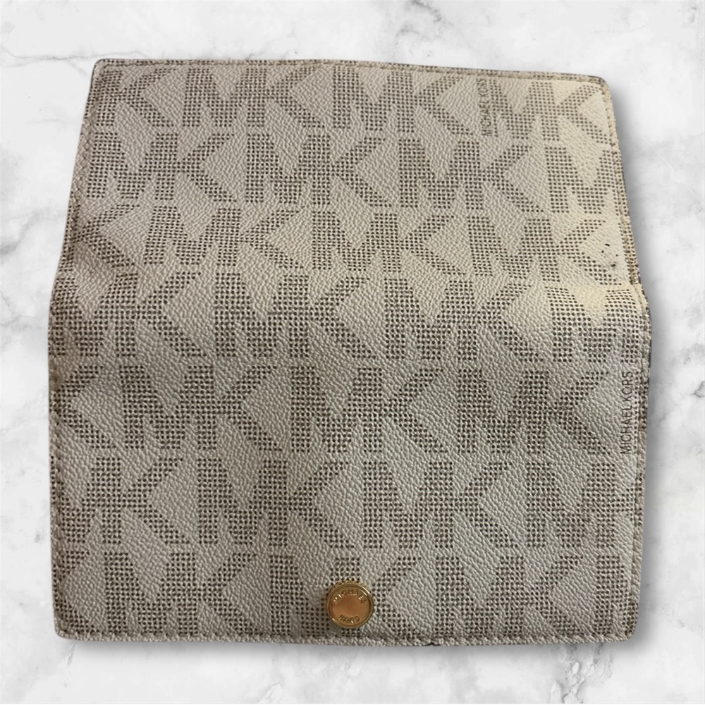 Michael Kors Jet Set large signature Wallet NWOT - Picture 13 of 13
